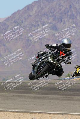 media/Sep-25-2023-Moto Forza (Mon) [[81ffa65e0a]]/A Group/Session 4 (Turn 9)/